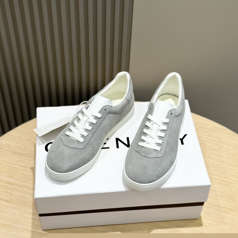Givenchy Sneakers